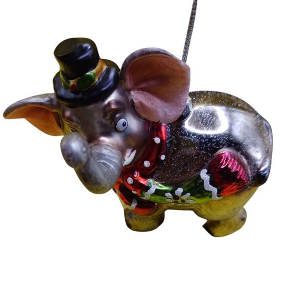 Elephant glass christmas ornament with top hat & scarf - Picture 7 of 7